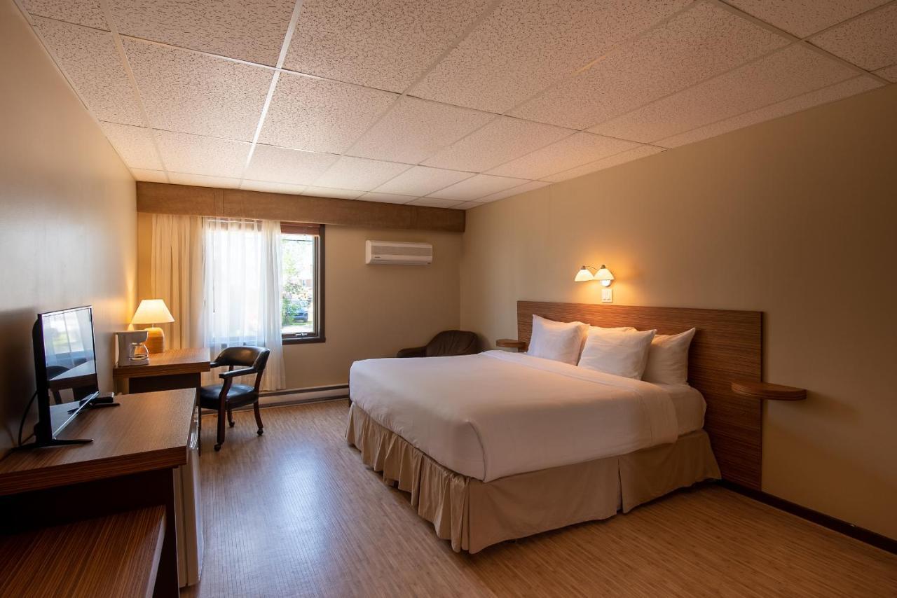 Carleton-sur-Mer Hotel Aquamer מראה חיצוני תמונה