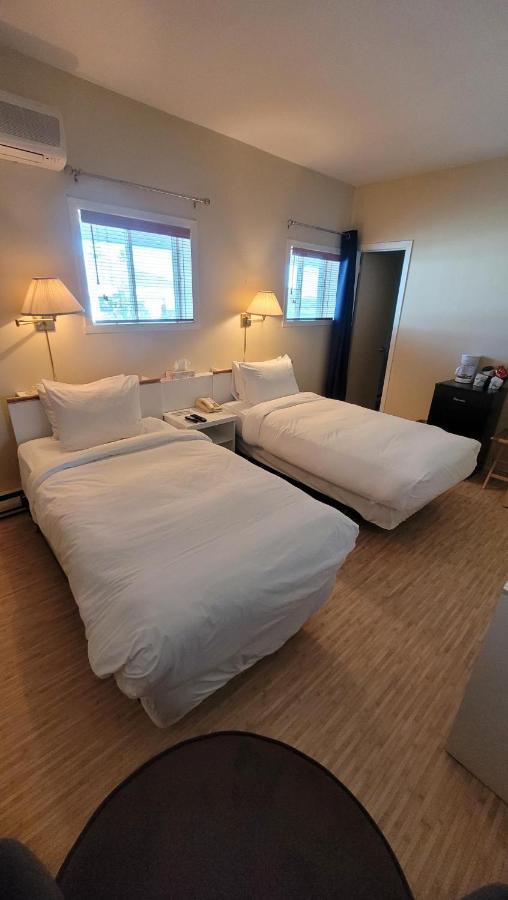 Carleton-sur-Mer Hotel Aquamer מראה חיצוני תמונה