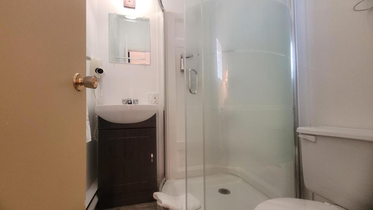 Carleton-sur-Mer Hotel Aquamer מראה חיצוני תמונה