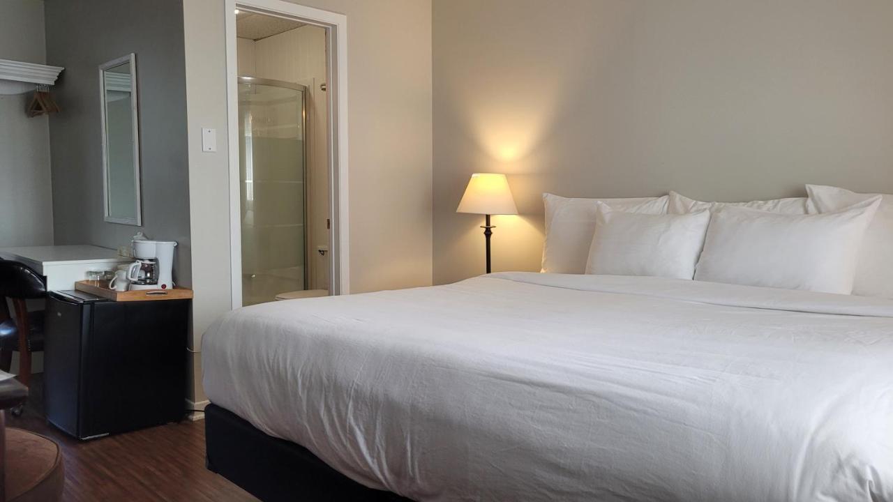 Carleton-sur-Mer Hotel Aquamer מראה חיצוני תמונה