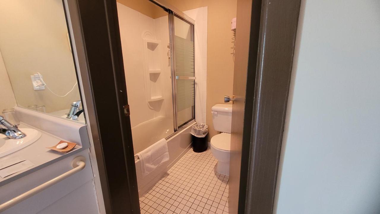 Carleton-sur-Mer Hotel Aquamer מראה חיצוני תמונה